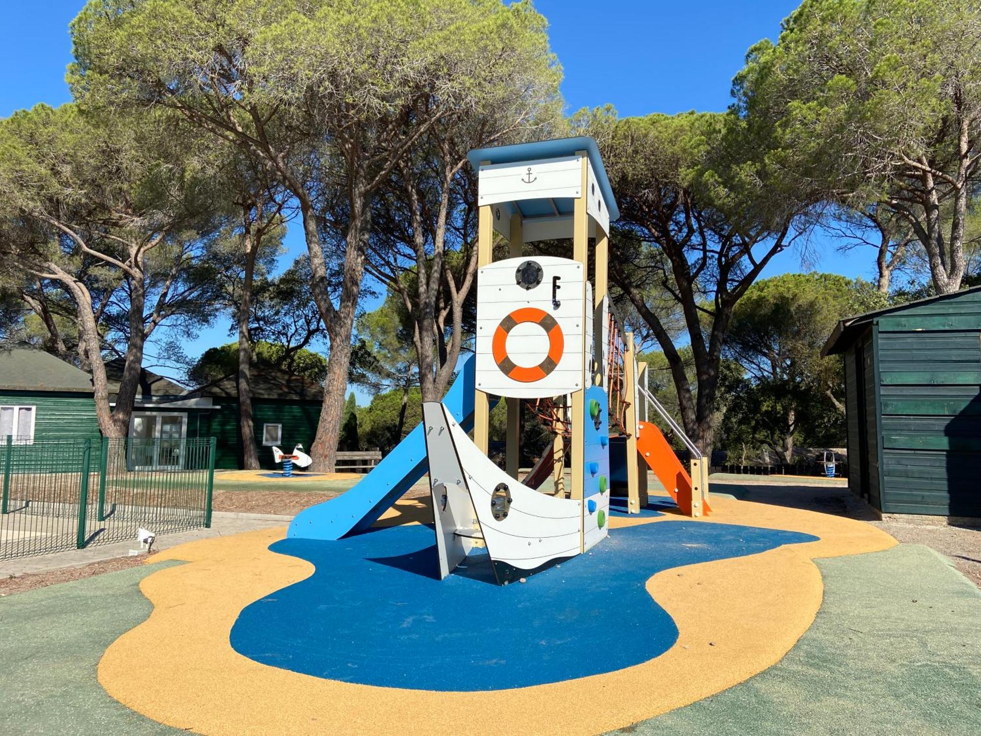 Vue Piscine - Clim * Saint-Raphael (Var)